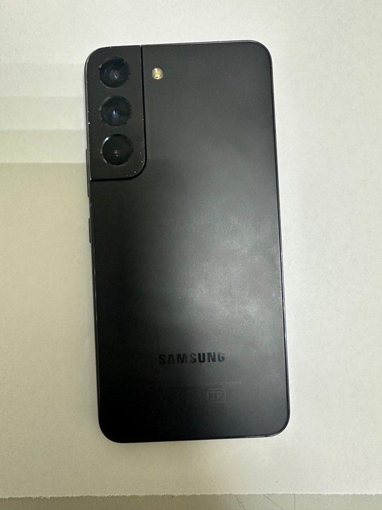 Объявление Samsung galaxy s22 8/256gb Б/У