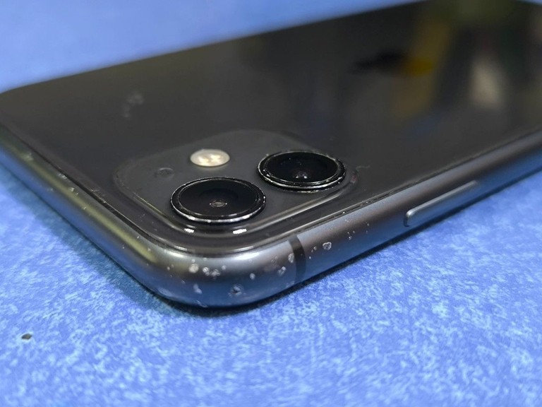 Apple iphone 11 64gb Код:01-201177641. Изображение 5