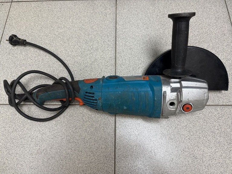Дешево Sturmax AGM9024P з ломбарду