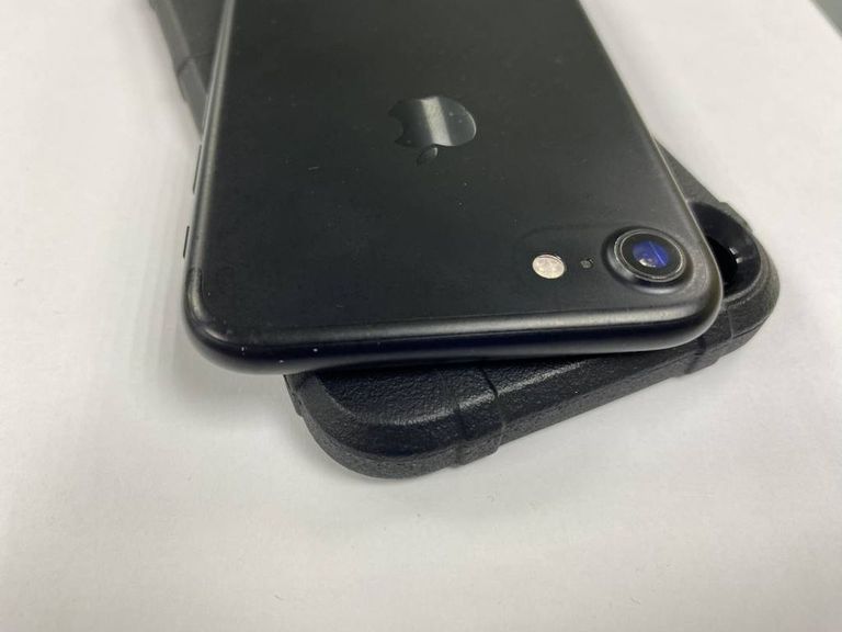 Apple iphone 7 32gb Код:01-19073581. Изображение 7