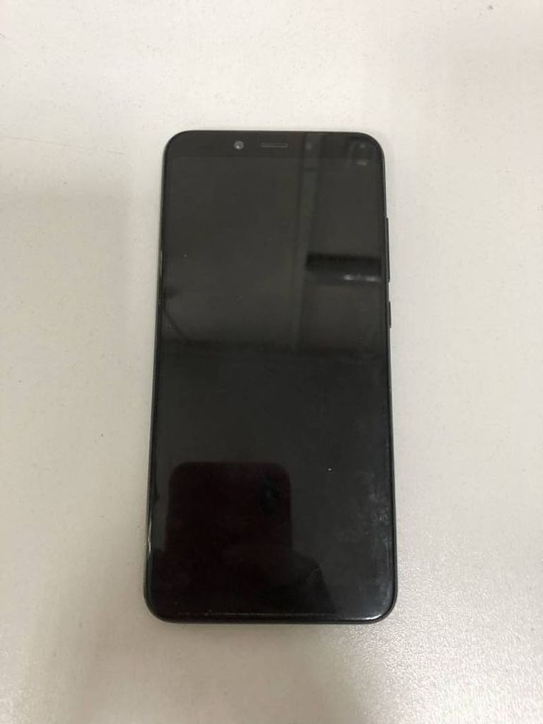 Купити Xiaomi Mi A2 4/64GB Black Б/У