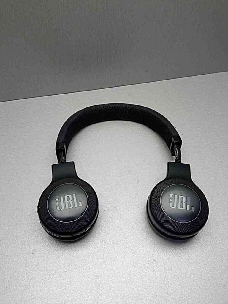 Объявление Jbl e45bt Б/У