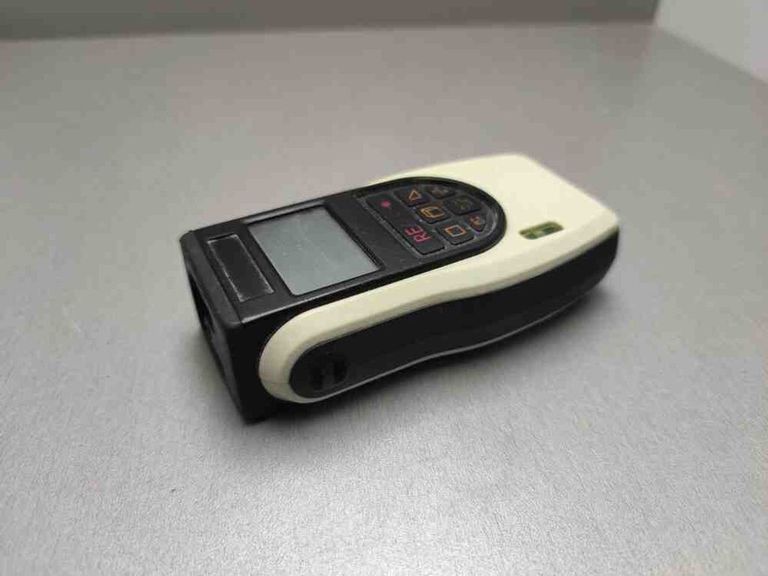 Дешево Laserliner laserrange-master t7 з ломбарду