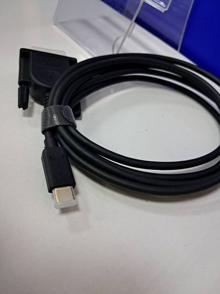 Оголошення Type C dvi Б/У