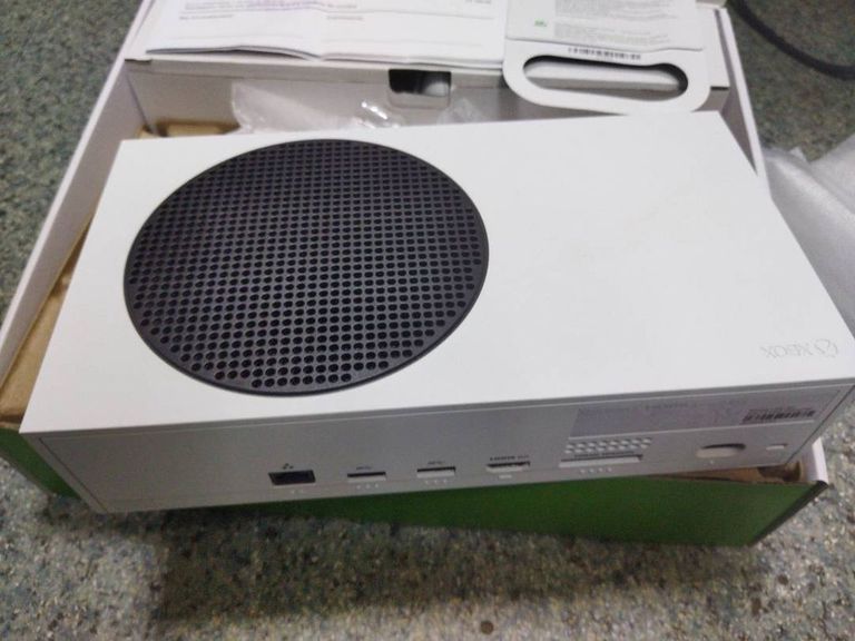 Microsoft Xbox Series S 512GB (889842651386)