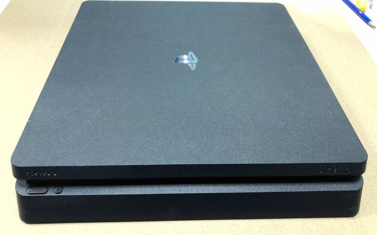 Sony PlayStation 4 Slim 1TB Black Код:01-200098317. Изображение 9