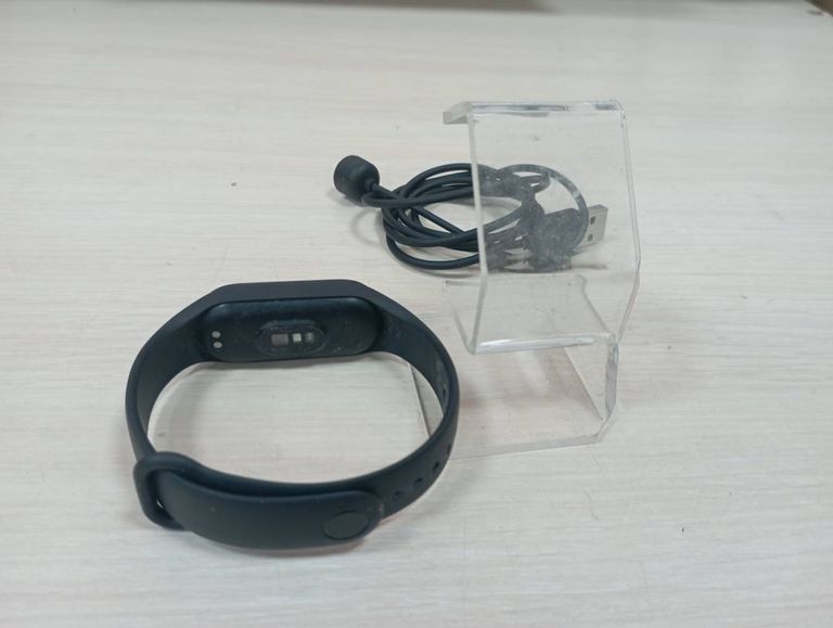 Xiaomi Mi Smart Band 7 Black (BHR6008GL, BHR6007CN)