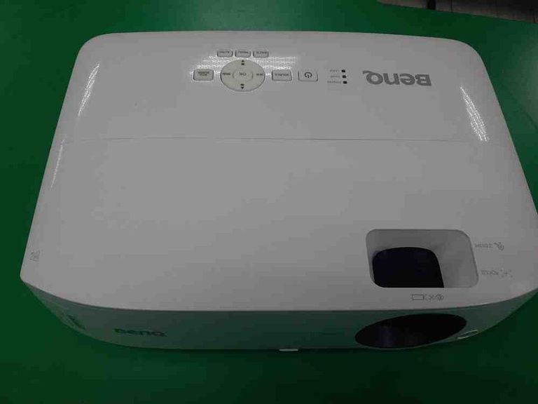 BenQ MH534 (9H.JG977.33E)