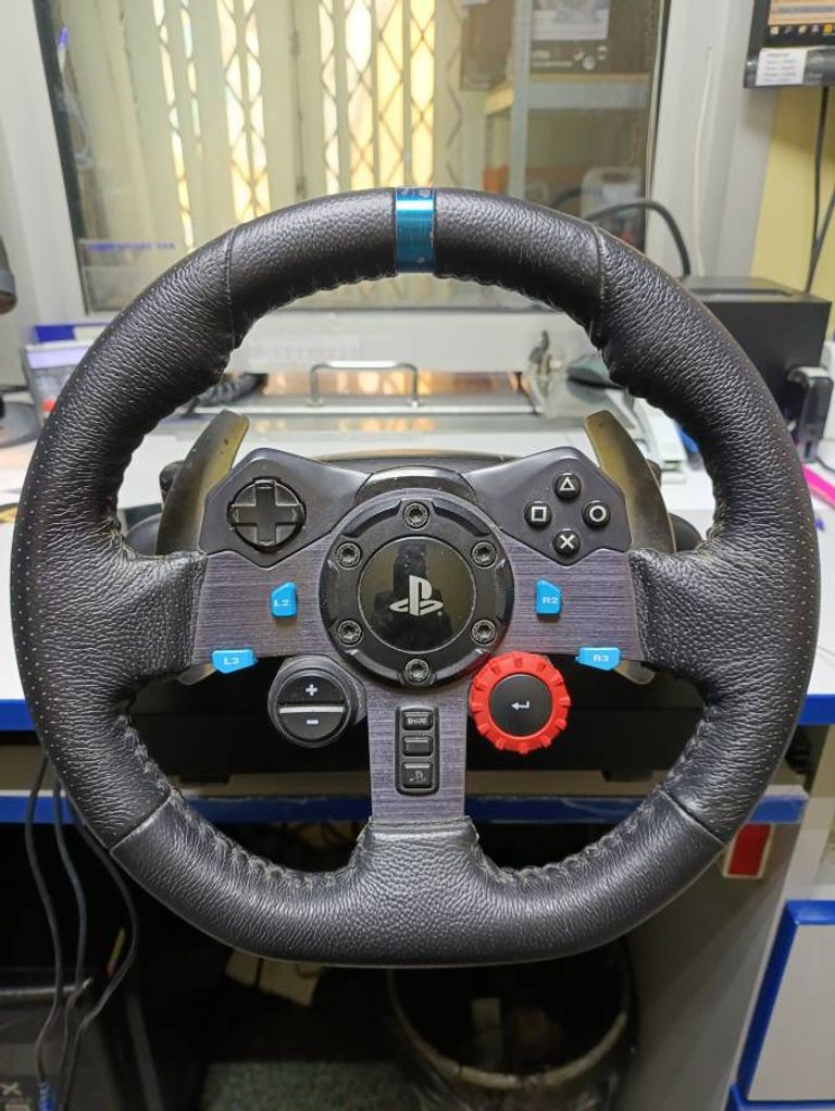 Logitech G29 Driving Force Racing Wheel (941-000110, 941-000112)