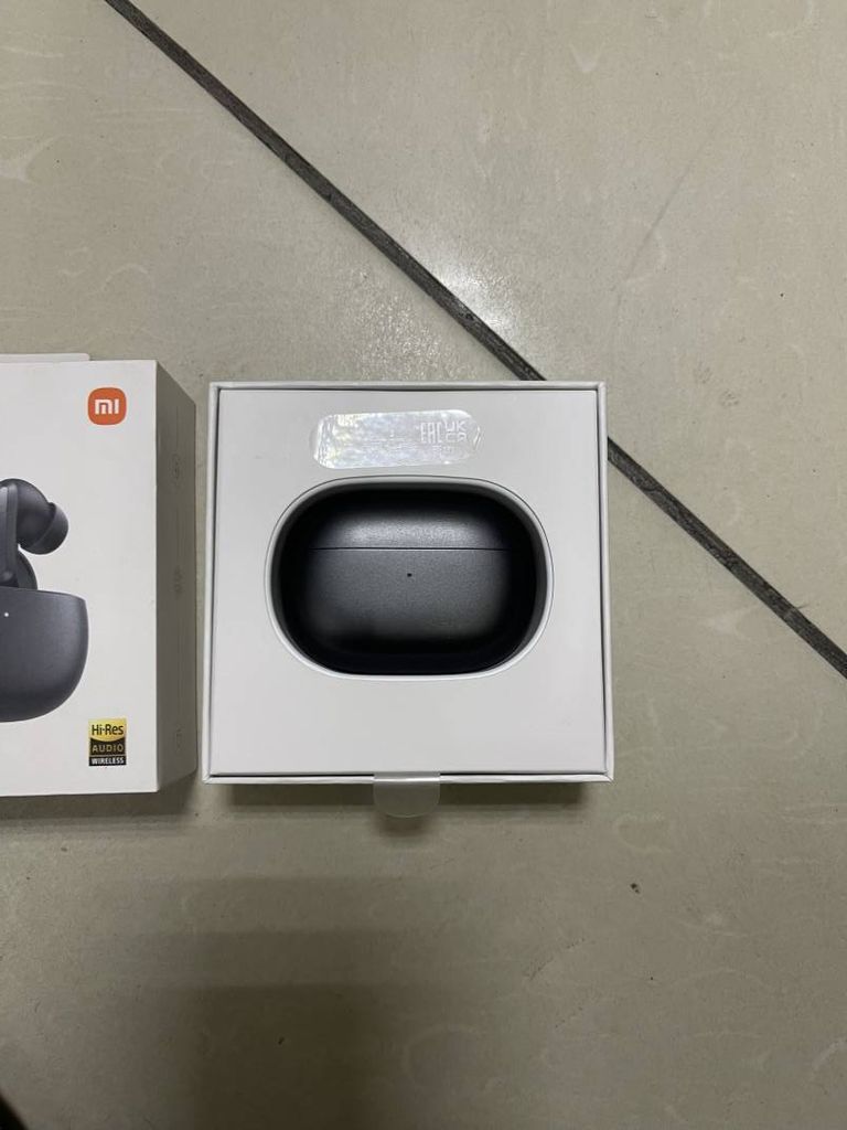 Дешево Xiaomi buds 4 pro з ломбарду