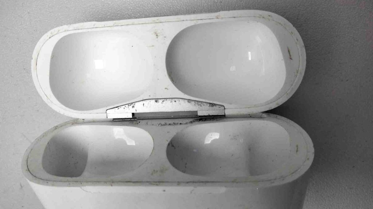 Дешиво Xo f100 tws с ломбарда