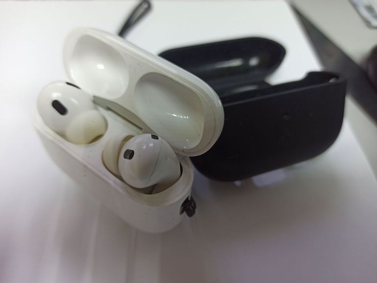 Apple AirPods Pro 2nd generation (MQD83) Код:01-200512468. Зображення 6
