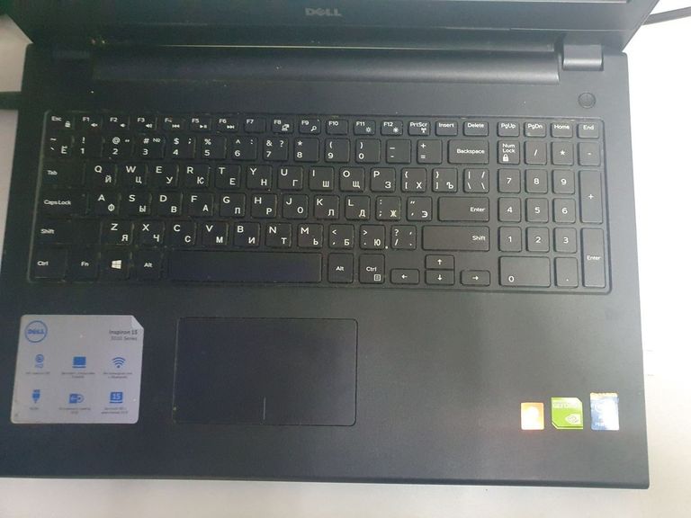 Объявление Dell 15/pentium 3805u ddr3/4gb ddr3/hdd *відсутній/ssd 256 gb/geforce 820m 2gb Б/У