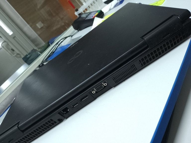 Дешево Dell 17/core i7 4800mq ddr3/12gb ddr3/hdd 1000 gb/ssd 250 gb/radeon hd8750m з ломбарду