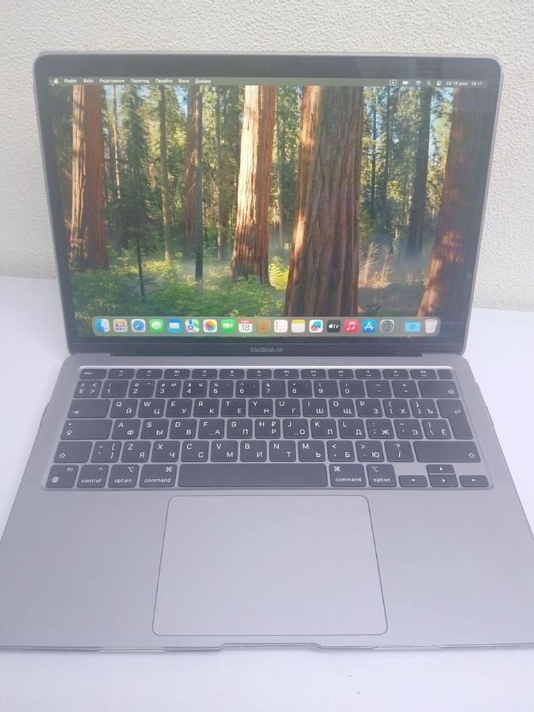 Купити Apple MacBook Air 13'' Late 2020 Б/У