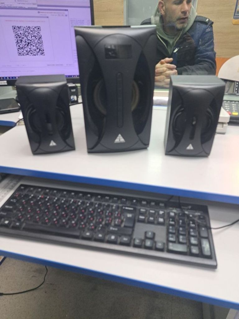 Купити Golden Field la-120c bt Б/У