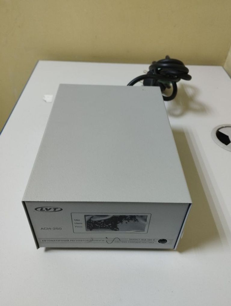 Дешево Lvt ach-250 з ломбарду