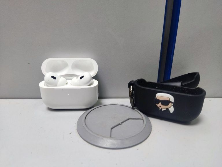 Объявление Apple airpods pro 2nd generation with magsafe charging case usb-c Б/У