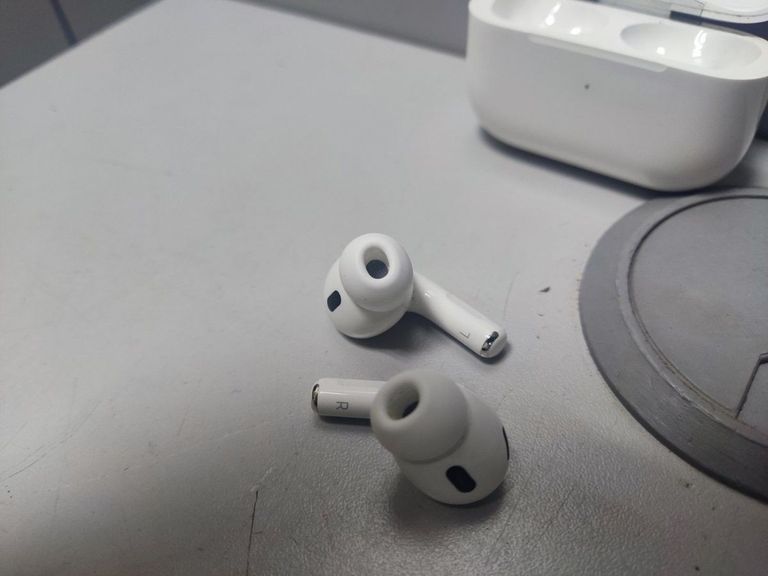 Розпродаж Apple airpods pro 2nd generation with magsafe charging case usb-c, продавець Техноскарб