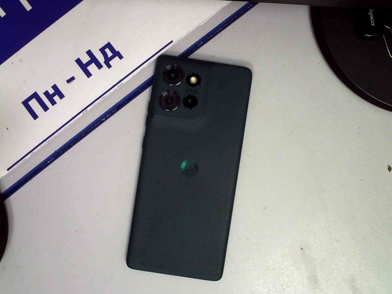 Дешиво Motorola edge 50 12/512 с ломбарда