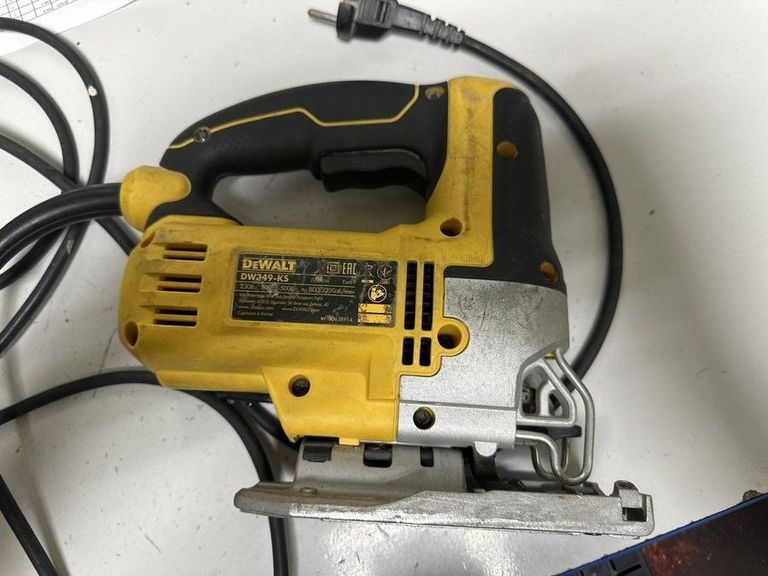 Оголошення Dewalt DW349 Б/У
