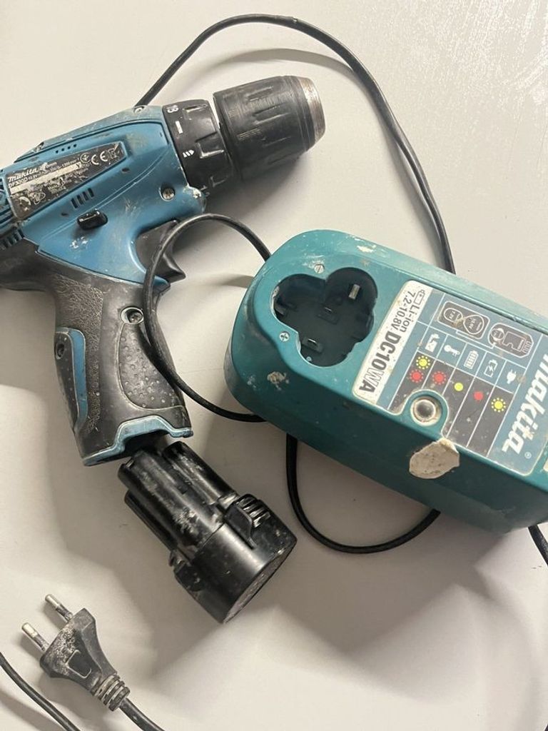 Makita df330d 2акб + зп Код:01-200818784. Зображення 6