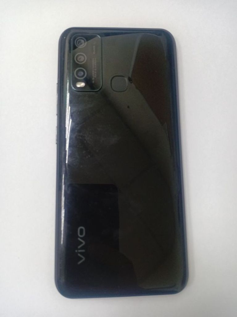 Дешево vivo Y30 4/64GB Blue з ломбарду