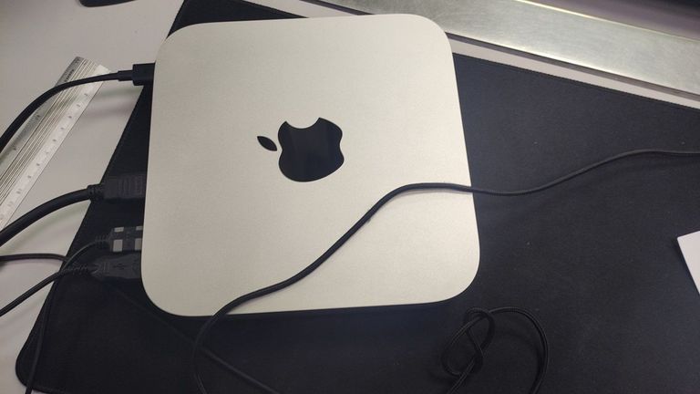 Apple mac mini a2686 mmfj3 m2/8core/ram8gb/ssd256gb Код:01-200828217. Зображення 9