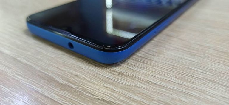 Дешево Motorola xt2081-2 moto e7 plus 4/64gb з ломбарду