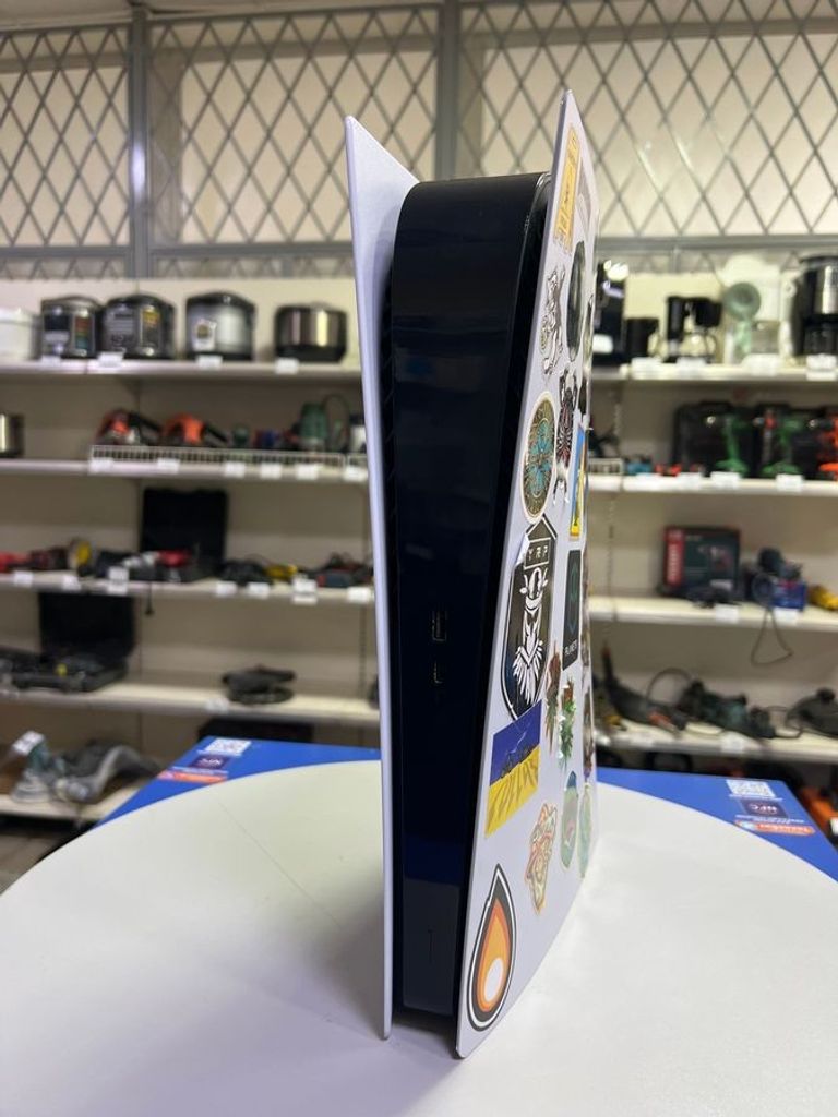Оголошення Sony PlayStation 5 Slim Digital Edition 1TB Б/У