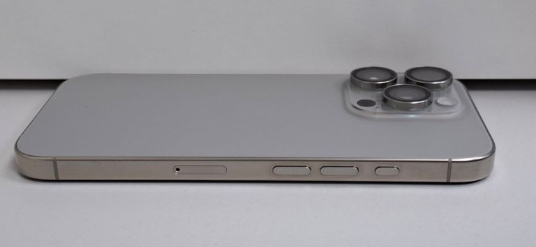 Apple iphone 16 pro 128gb Код:01-200842348. Зображення 11