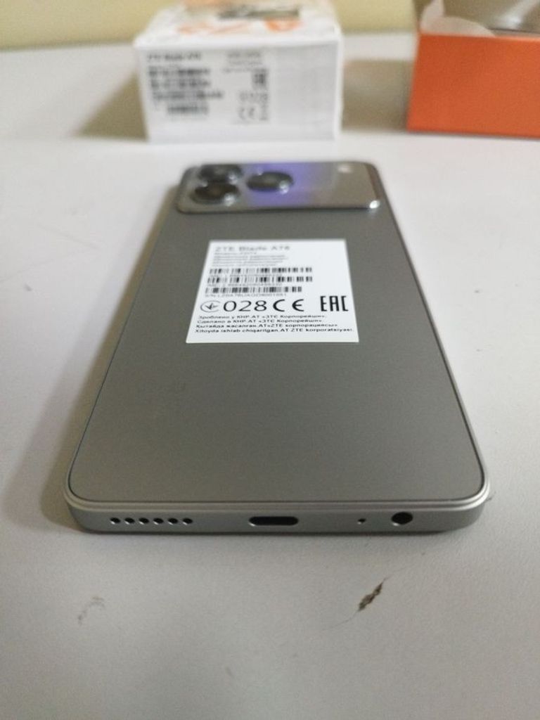 Розпродаж Zte Blade A76 4/128GB Gray, продавець Техноскарб