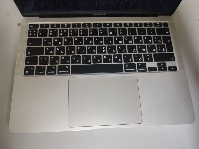 Дешево Apple MacBook Air 13'' Late 2020 з ломбарду