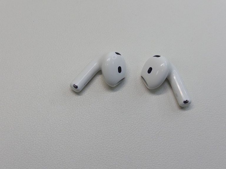 Розпродаж Apple airpods 4, продавець Техноскарб