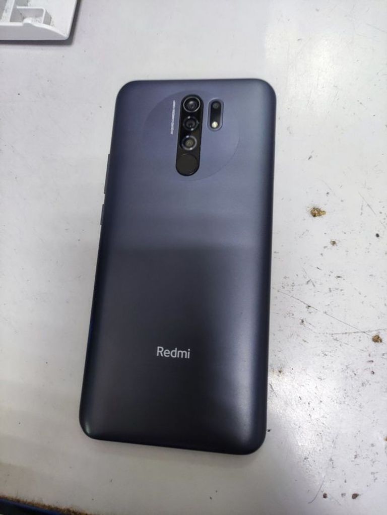 Дешиво Xiaomi redmi 9 3/32gb с ломбарда