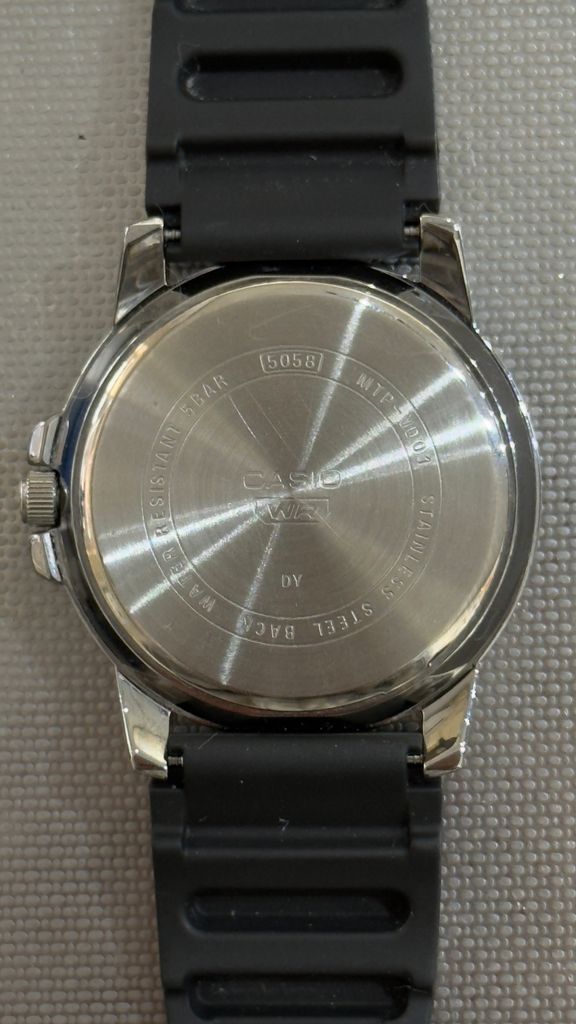 Дешиво Casio Timeless Collection MTP-VD01-1E с ломбарда