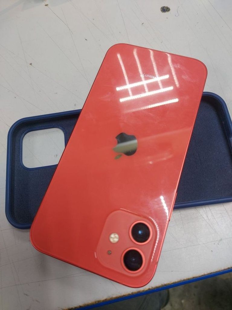Дешиво Apple iPhone 12 128GB (PRODUCT)RED с ломбарда
