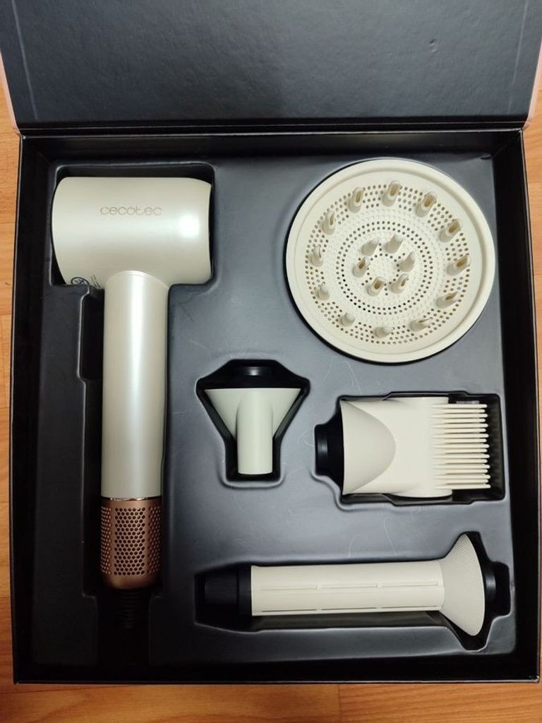 Купить Cecotec DryGlam Waves Champagne 4in1 (A01_EU01_103715) Б/У