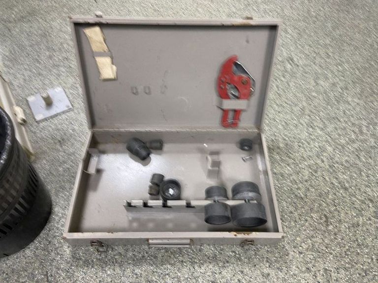 Оголошення Элпром эппт-1850 + набір Б/У