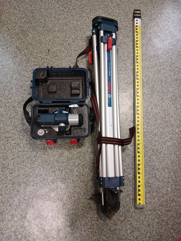 Оголошення Bosch gol 20 d + bt160 + gr500 Б/У