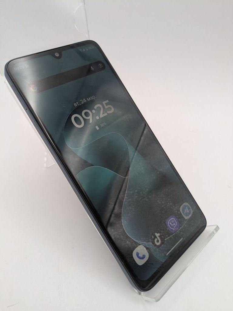 Дешево Motorola moto g06 4g 4/256gb з ломбарду