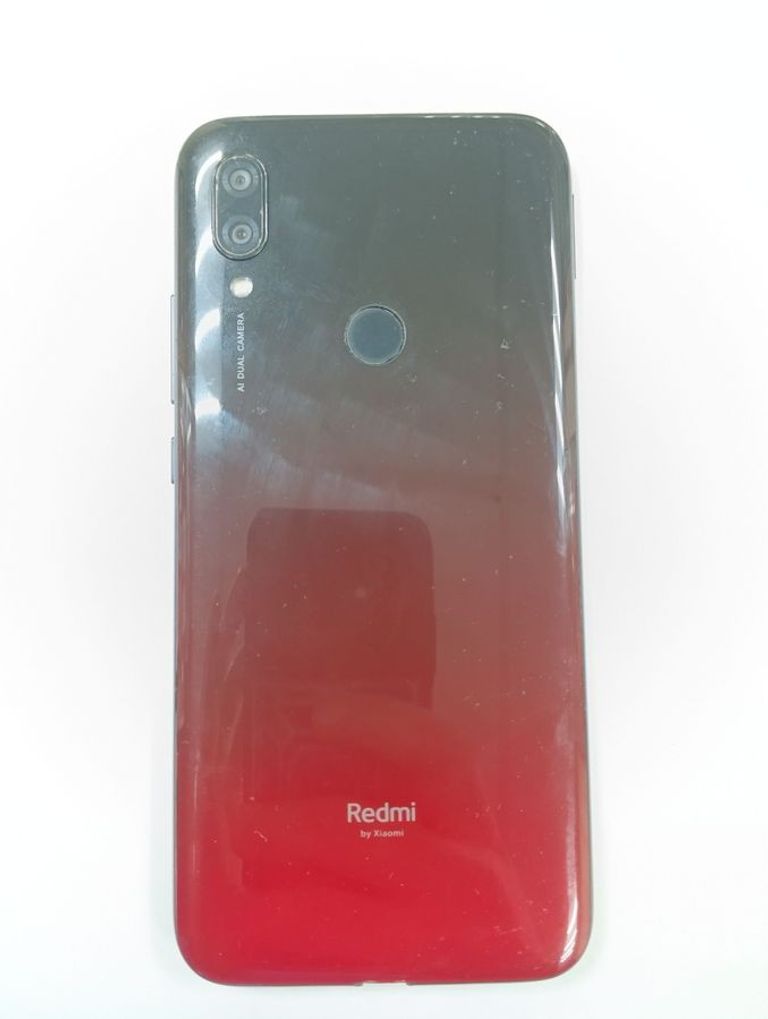 Дешево Xiaomi Redmi 7 4/64GB Blue з ломбарду