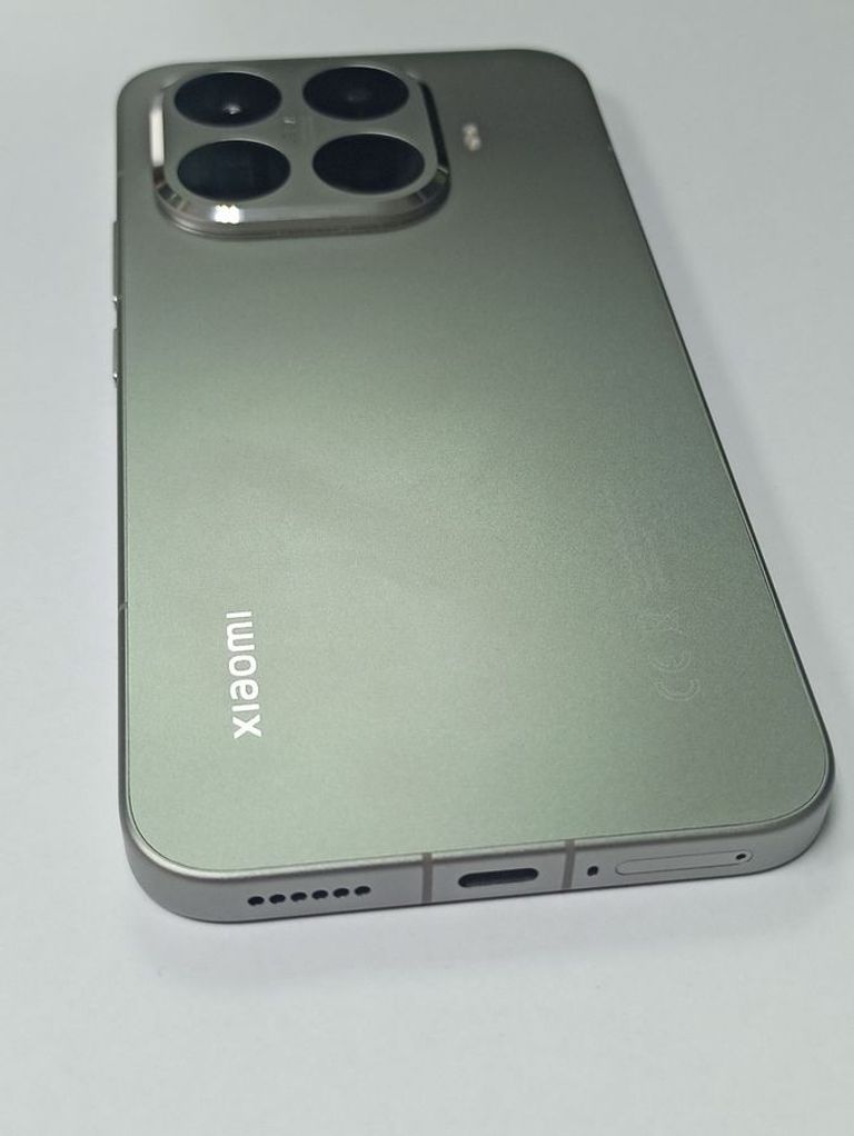 Дешево Xiaomi 15T Pro 12/256GB Titan Gray з ломбарду