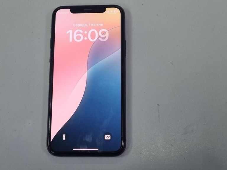 Купити Apple iphone 11 pro 64gb Б/У