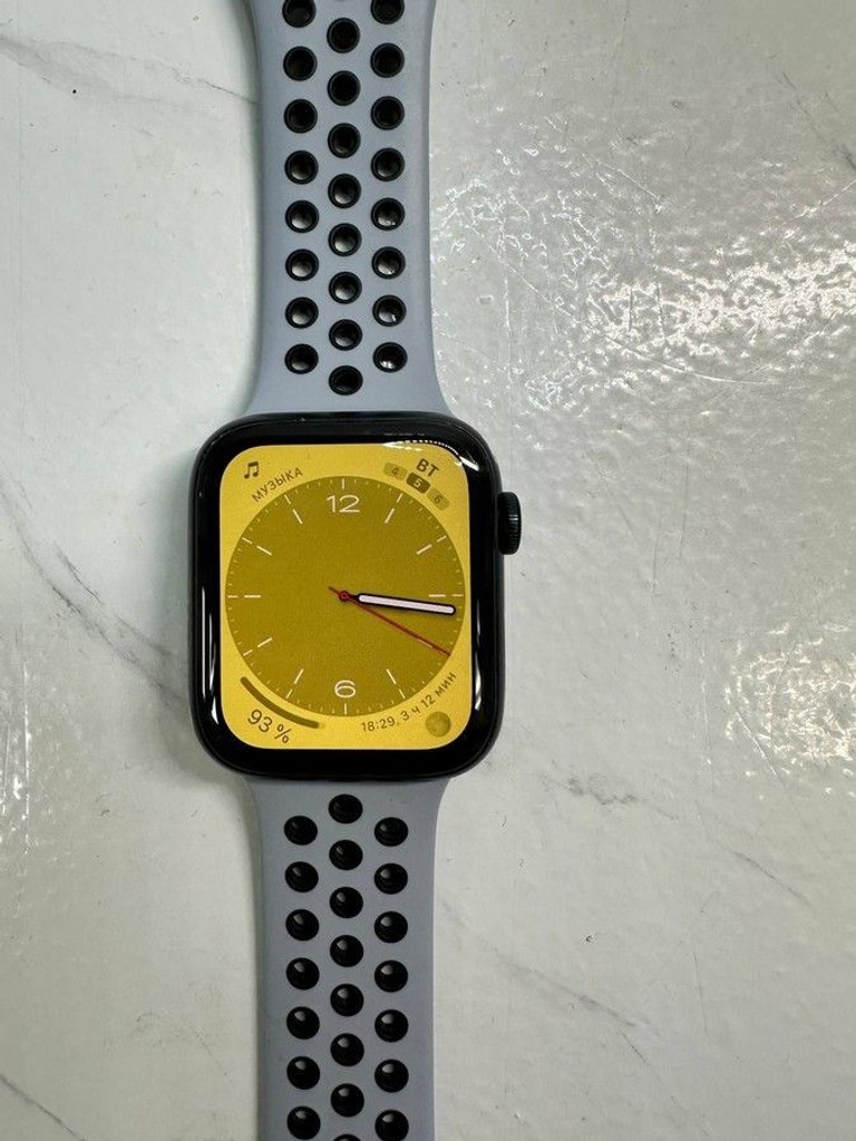 Купить Apple watch se 2 gps 44mm aluminium case Б/У