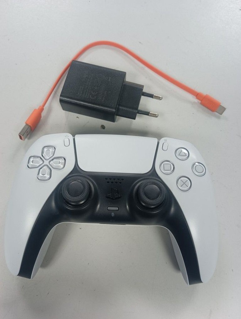 Купити Sony DualSense Black Б/У