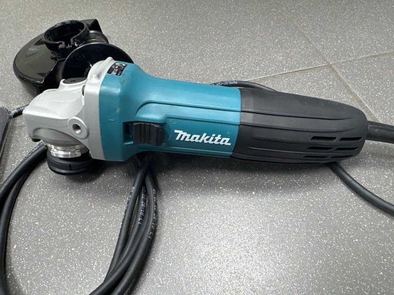 Розпродаж Makita GA5030R, продавець Техноскарб