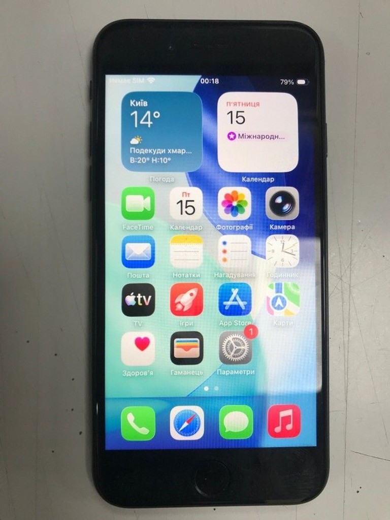 Купити Apple iPhone SE 2020 64GB Black Slim Box (MHGP3) Б/У