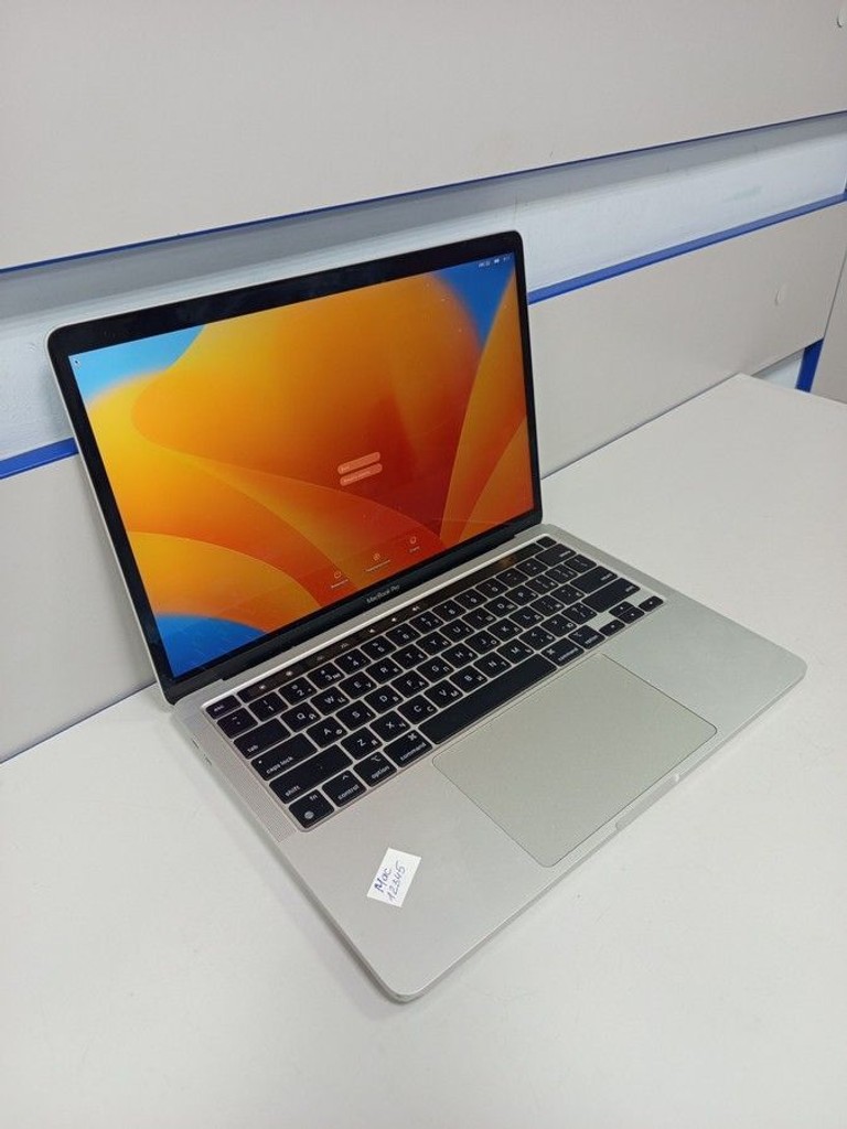 Купить Apple a2338 macbook pro 13,3" m1 8-gpu/ ram8gb/ ssd256gb/ retina, truetone, touch bar Б/У