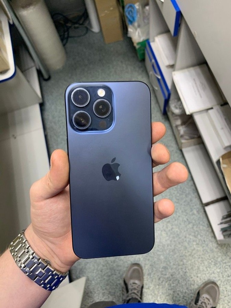 Оголошення Apple iphone 15 pro max 256gb esim Б/У